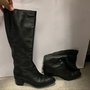 Diane vin Furstengerb leather boots